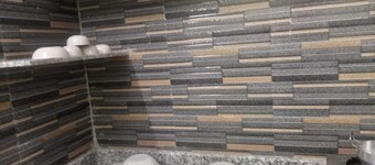 Bedrooms with Private Bath, Spacious Kitchen - 501