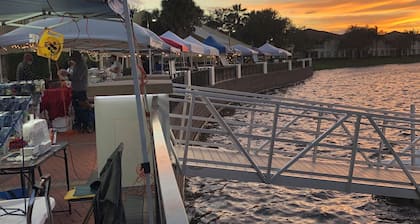 Charming 3-bedroom rental less than 2 miles to Wellington Equestrian Festival