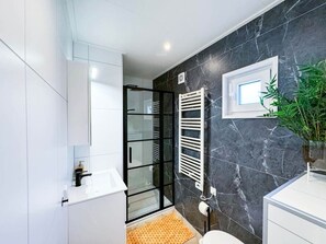 Hair dryer, towels