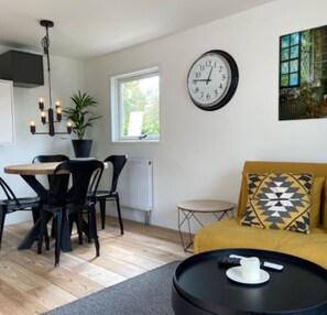 TV - Beautiful chalet for 2 people in the Veluwe (Putten)