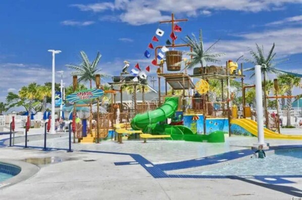 Pool - Amazing Ocean Views PRIVATE PUTT PUTT ON PROPERTY! E9 Ocean Lakes (Myrtle Beach)