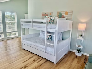 3 bedrooms, WiFi, bed sheets