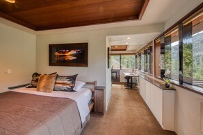 4 camere, una scrivania, ferro/asse da stiro, Wi-Fi gratuito