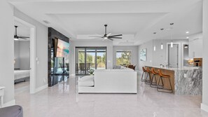 Smart TV - Coral Cove - Newly built, 3 bed/2 bath pool home on freshwater canal (Cape Coral)