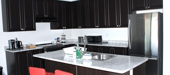 Niagara Falls, Thorold Home