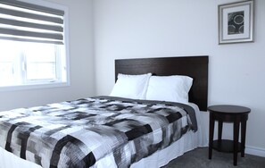4 bedrooms, desk, iron/ironing board, free WiFi