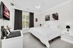 3 bedrooms, iron/ironing board, WiFi, bed sheets
