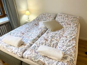 1 makuuhuone, silitysrauta/-lauta, vauvan matkasänky, Wi-Fi