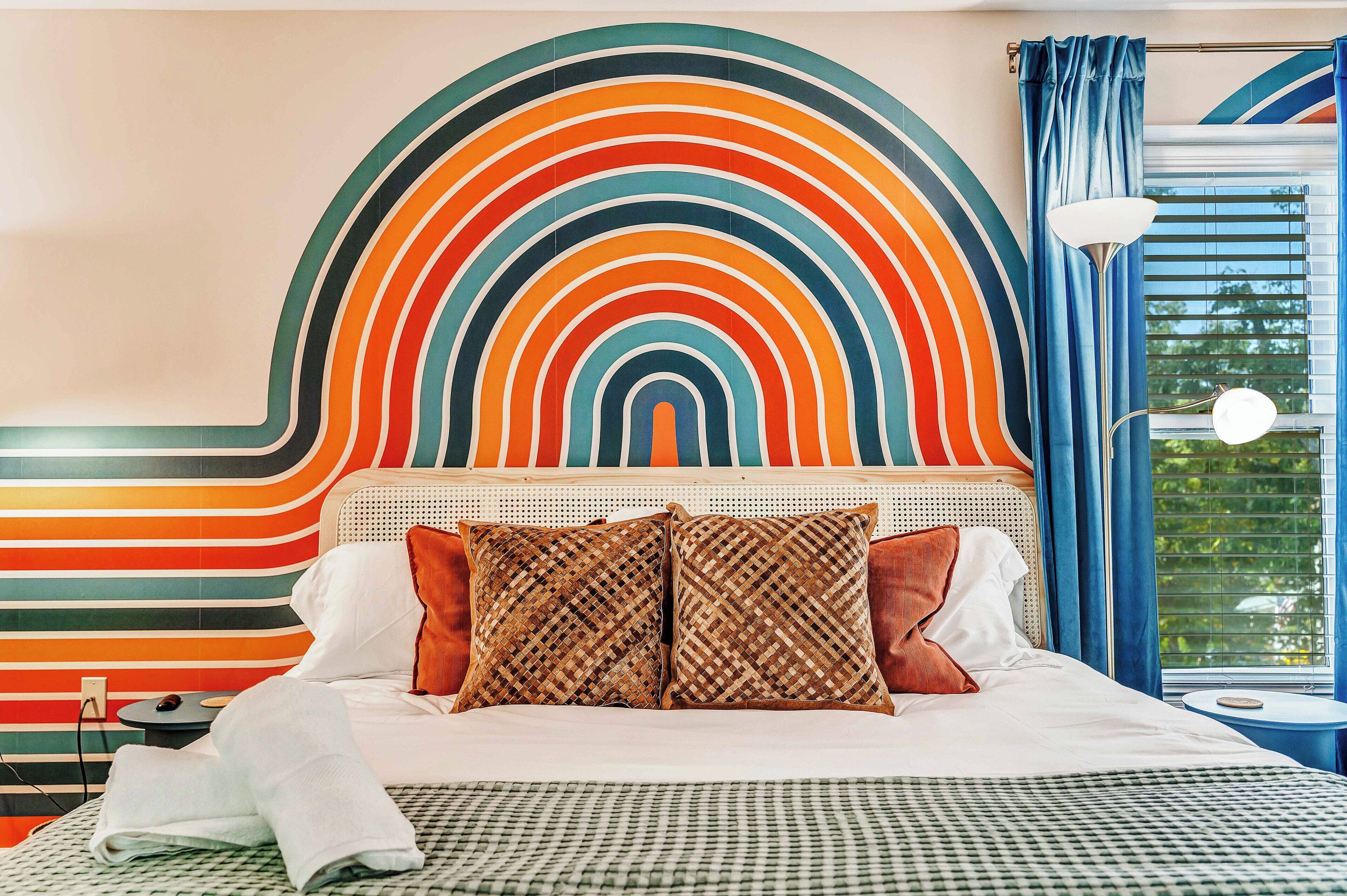 5 bedrooms, iron/ironing board, free WiFi, bed sheets