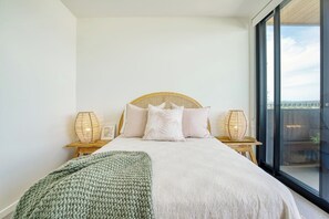 3 室のベッドルーム、デスク、アイロン / アイロン台、WiFi