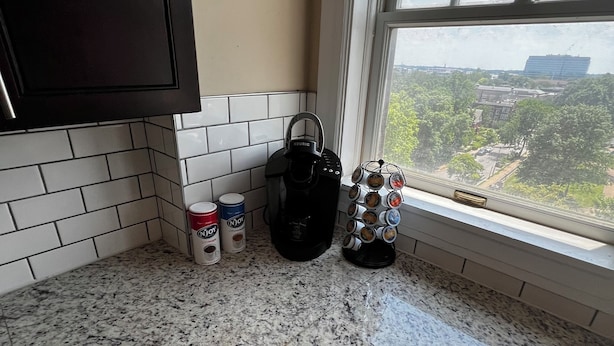 Unclassified image, 1 of 9, button - 2BR WD Near Forest Park near BJ Hospital (St. Louis)