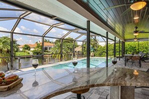 Dining - Direct Gulf Access, Expansive Lanai, Heated Pool - The Nautical - Roelens (Cape Coral)