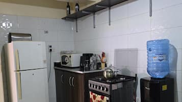 Microwave, oven