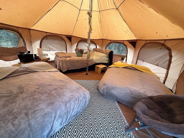 1 habitación y ropa de cama 