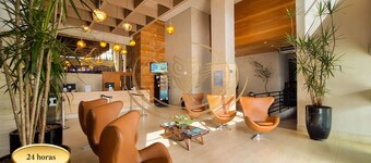 Coruja Imob - 水晶广场公寓