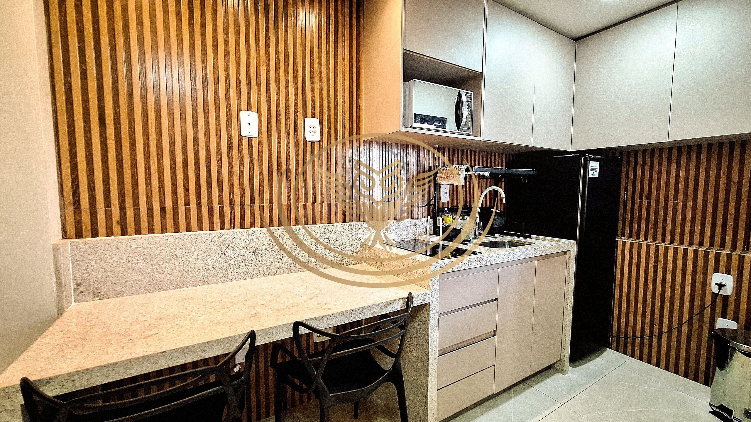 Grand Apartment | Private kitchen | Microwave, cookware/dishes/utensils, dining tables