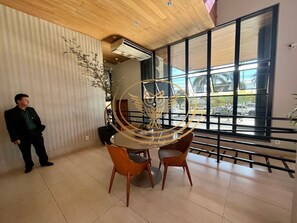 Dining - Coruja Imob - Flat Crystal Place (Goiania)