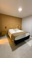 Luxury Apartment | 1 bedroom, laptop workspace, blackout drapes, iron/ironing board