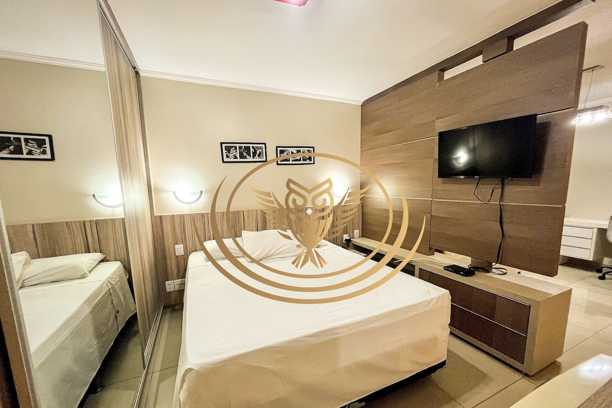 Departamento de lujo | 1 habitación, espacio para trabajar con laptop y cortinas blackout