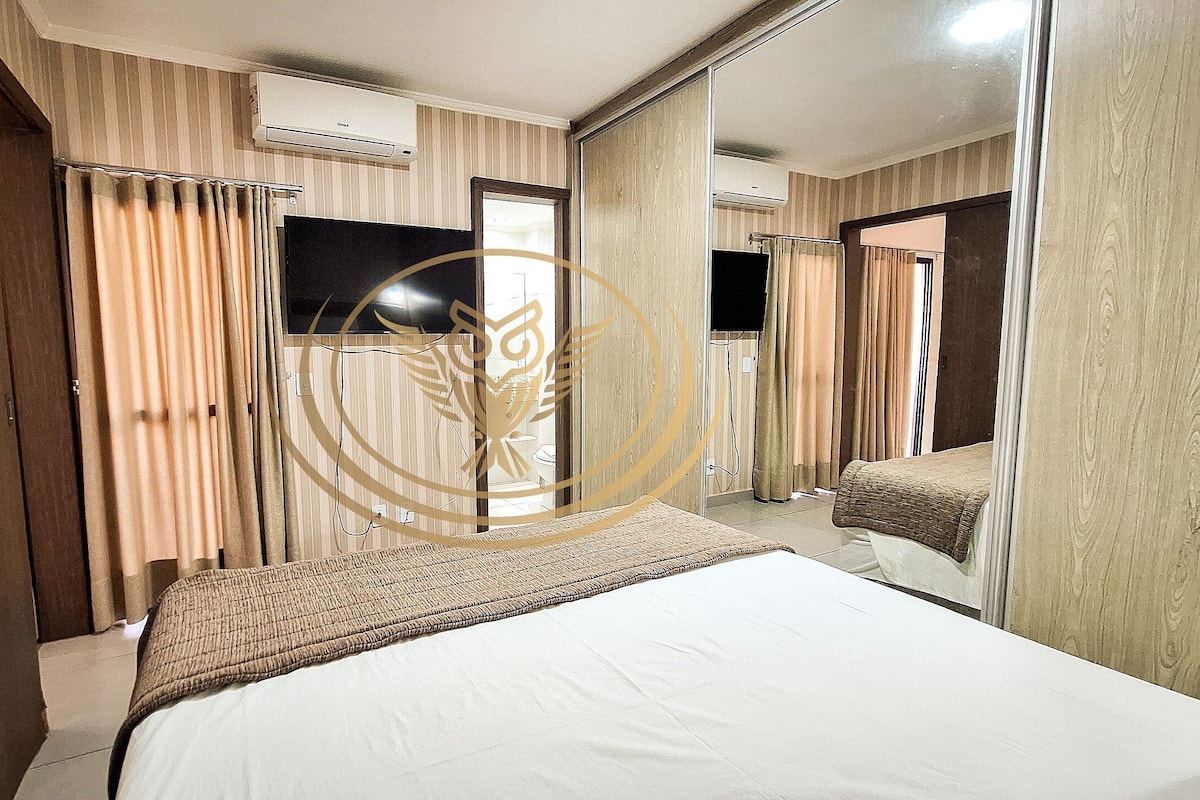 Departamento Deluxe | 1 habitación, espacio para trabajar con laptop y cortinas blackout