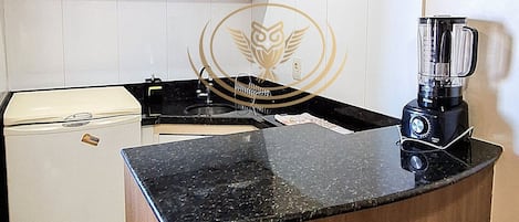 Basic Apartment | Private kitchen