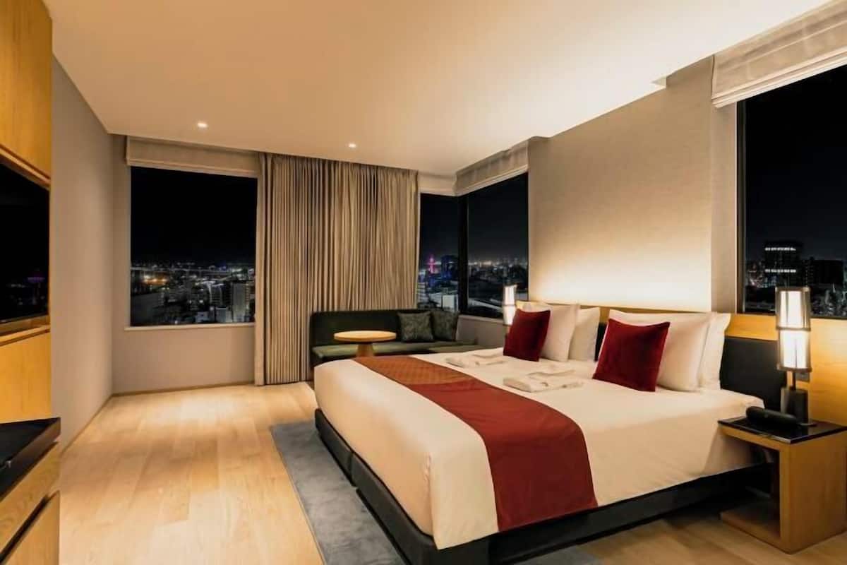 1 bedroom, down comforters, in-room safe, blackout drapes