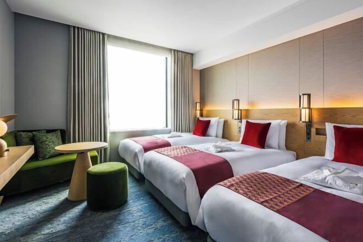 1 bedroom, down comforters, in-room safe, blackout drapes