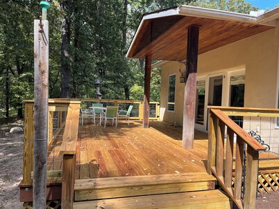 Perfect Getaway - Caney Acres - Close to town, activities, and lakes