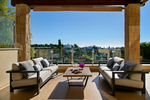 Experience Luxury in This Elegant Sea View Villa, Paphos Villa 1480