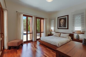 3 bedrooms, iron/ironing board, Internet, bed sheets