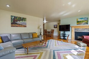 Unclassified image, 5 of 22, button