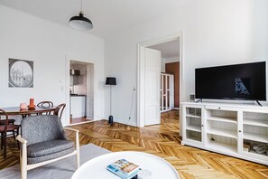 TV, stereo