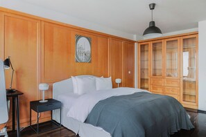 2 dormitorios, tabla de planchar con plancha, wifi y ropa de cama