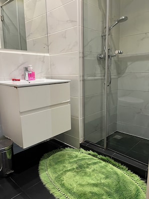 Hair dryer, towels, soap, toilet paper