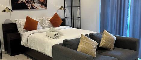 1 bedroom, iron/ironing board, WiFi, bed sheets