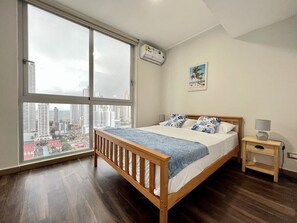 3 chambres, fer et planche à repasser, Wi-Fi, literie fournie