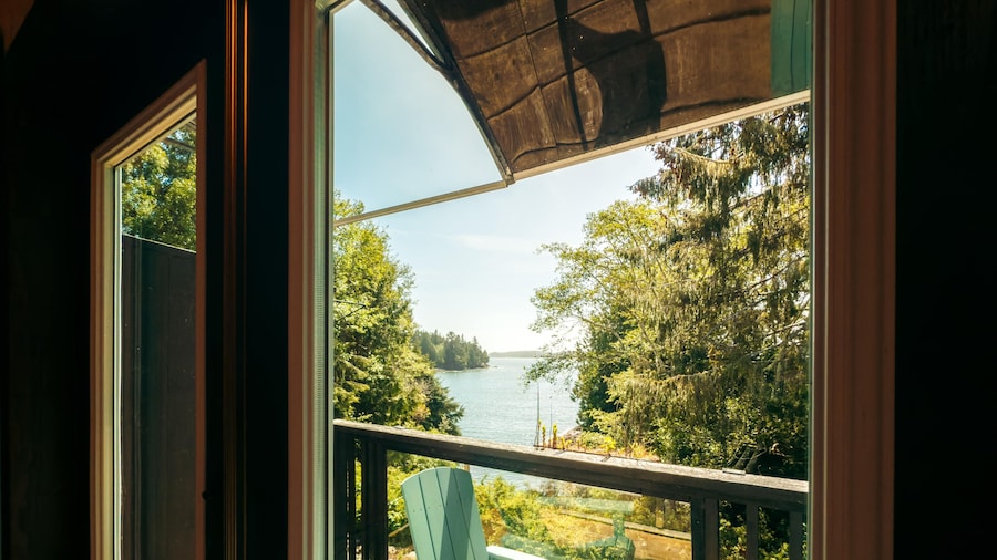 Maison Tofino - Private Oceanfront