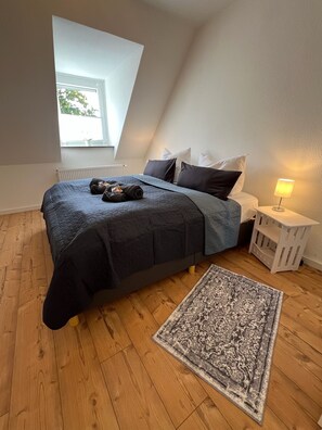 1 Schlafzimmer, Bügeleisen/Bügelbrett, Reisekinderbett, Internetzugang