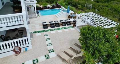 New Condo with Sea View