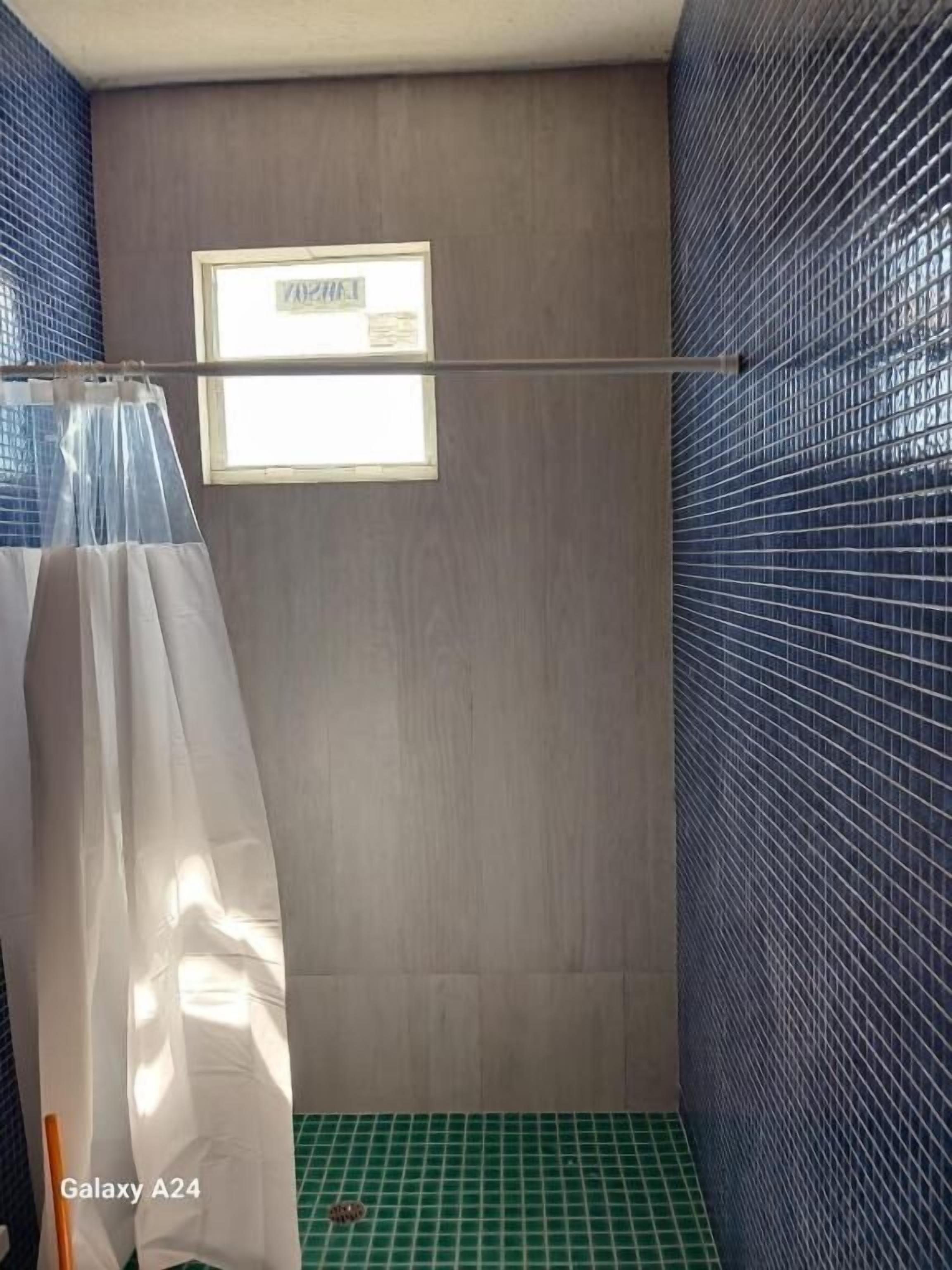 Towels, toilet paper