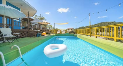 Taean Dalbam pet Pension