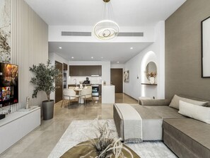 TV - New 1BR | Burj Khalifa Infinity Pool | Dubai Mall (Dubai)