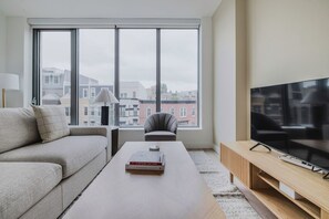 Televisión, estéreo