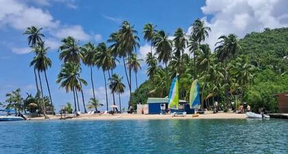 Clavier's- AirCon- Seaside- FamilyFriendly