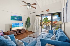 Smart TV - Kamaole Sands 7-405 - Stunning Renovation, Large Lanai, Ocean Views, Split AC! (Kihei)