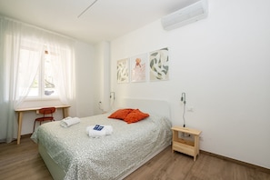 1 habitación y ropa de cama 