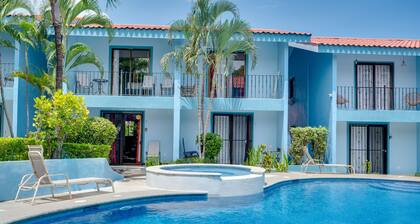 Comfortable haven with terrace and pool - your family-friendly getaway