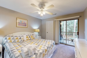 2 bedrooms, iron/ironing board, internet, bed sheets