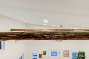 Cabaña Confort, 2 habitaciones, cocina básica, vistas al valle | Zona de estar | Una televisión de pantalla plana