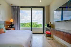 3 bedrooms, iron/ironing board, Internet, bed sheets - Luxurious penthouse with rooftop infinity pool, ocean views, central AC & gym (Tulum)